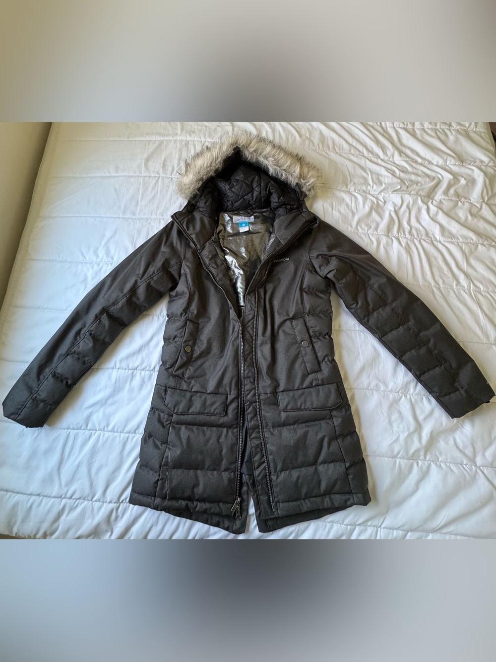 Columbia Women's Gray Quilted Puffer Parka with Faux Fur Hood